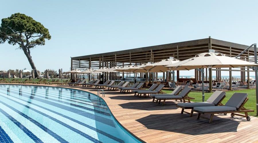 Antalya-Rixos-Premium-Belek-Main-Pool-General-View-1