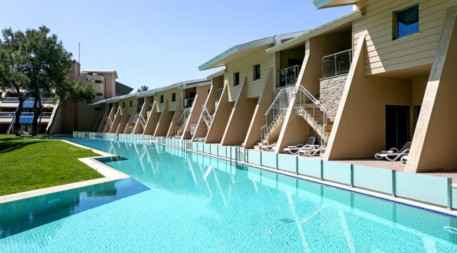 RIXOS SUNGATE ANTALYA VILLA POOLS