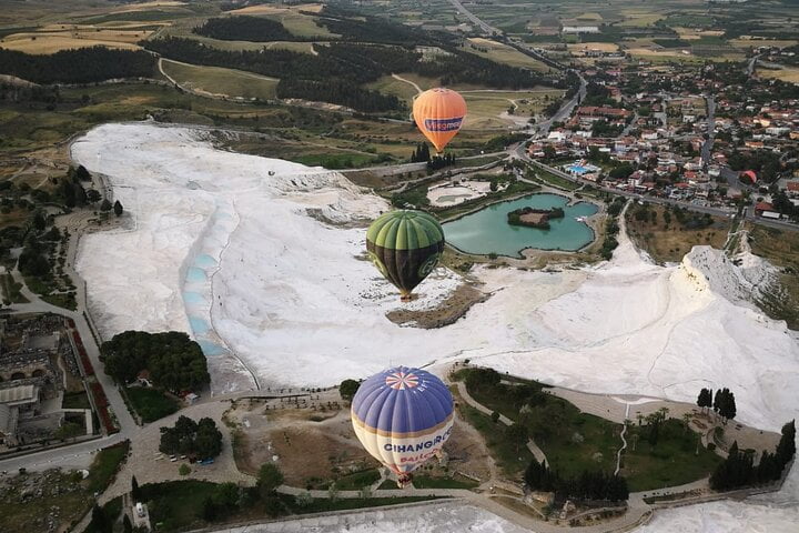 Pamukkale and Hierapolis Tour