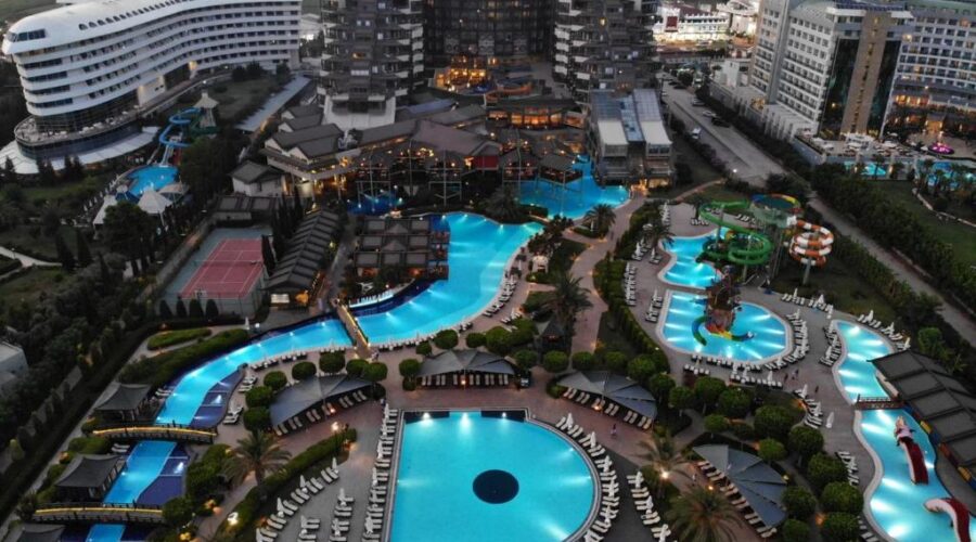 Antalya Limak in Lara De luxe Hotel Resort