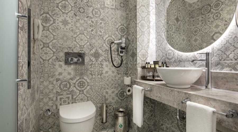 Granada Luxury Belek Bathrooms
