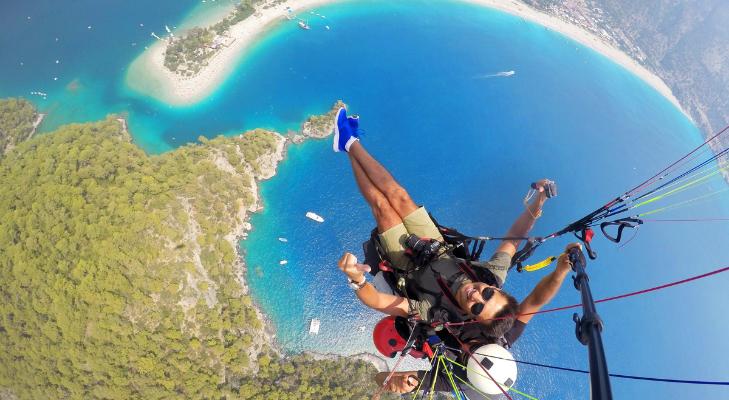 مدينة فتحية Paragliding in Oludeniz, Fethiye